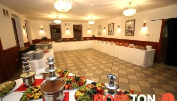 Bar & restaurace „Lidová zahrada“ - Karlova 702
