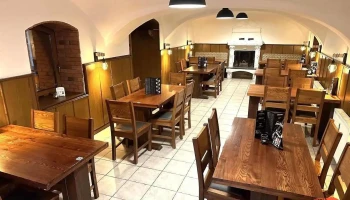 Daniel's Pub & Burger - Náměstí Bedřicha Hrozného 183
