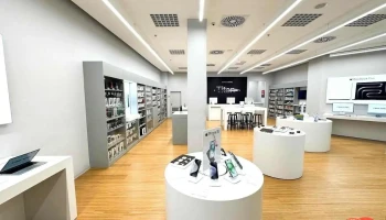 iWant - Apple Premium Reseller Plzeň, Oc Plaza - Plzeň 3