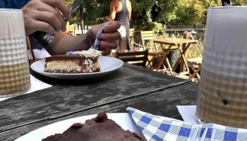 Kafe Z Ruky - Františka Šafaříka 312