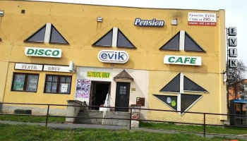 Kavárna a penzion Evík - 22 Nejdek 2
