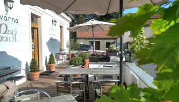 Malý mnich café - Náměstí F. X. Svobody 54