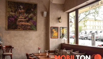 Monet Robert's Café&Bistrot - Husova 48