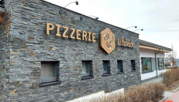 Pizzerie U Ledňáčka - Pod Kaštany 525