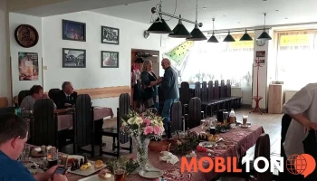Restaurace Modrá Hvězda - Husovo Nám. 61