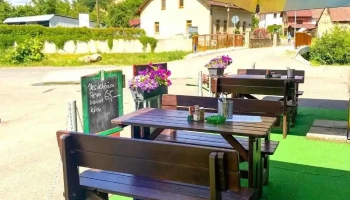 Restaurace Na Ostrově - Nábřežní 74