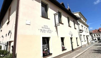 Restaurace Pod věží - 566 01 Vysoké Mýto
