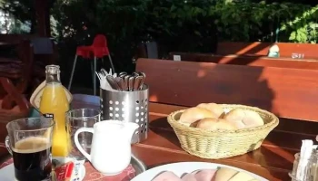 Restaurace U Lišáka - Na Pěšině 48