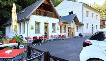 Restaurace u Vlčků - 01 Ostrov