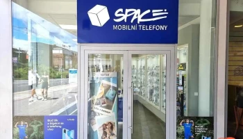 Space mobilní telefony Zlín - Oc Zlaté Jablko, Nám. Míru 174