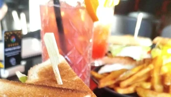 Terasa1 Restaurace | Kavárna | Koktejl bar - Dlouhá 5617