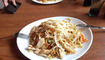 Vietnamská Restaurace Phuong Han - 511 01 Turnov 1