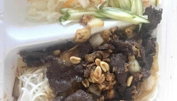 Vietnamské Bistro 37 Na - Tř. Jana Švermy 48