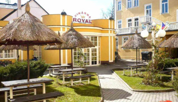 Vinárna Royal - restaurace - 01 Františkovy Lázně