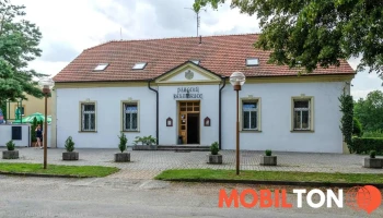 Zámecká Restaurace - 783 44 Náměšť Na Hané