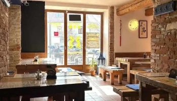 Čínská restaurace U Zlatého fénixe - Jiřího Nám. 33/21
