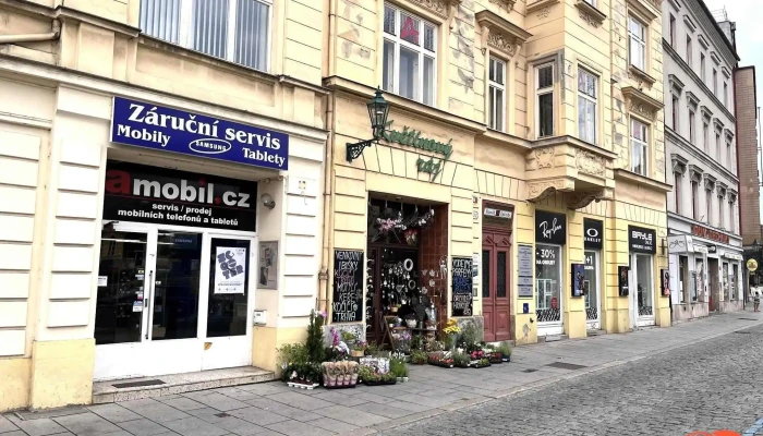 A Mobil -    Mobilni Telefony Sro Od Vlastnika - Plzeň 3-vnitřní Město