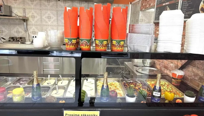 Abbes Kebab Pizza Vzhled A Atmosfera - Tržní 135/21, Podmokly 405 02