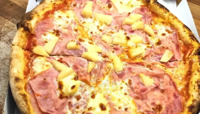 Adelante Pizzeria -  Pizza Havaj - Jizerní 293