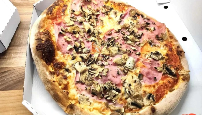 Adelante Pizzeria -  Prsut - Jizerní 293