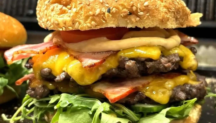 Albis Burger Jidlo A Piti - Komenského 159/8