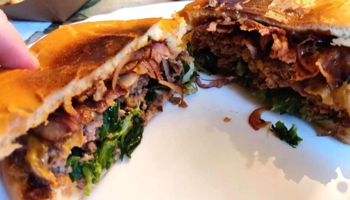 Albis Burger Komenskeho 159 8 - Komenského 159/8