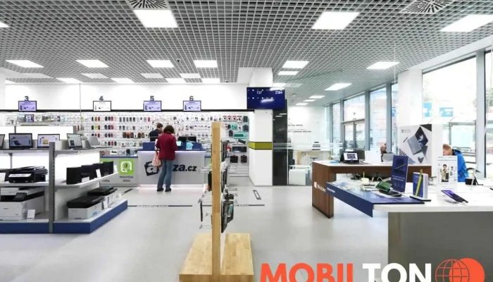 Alzacz Showroom Plzen Uvnitr - Plzeň 3