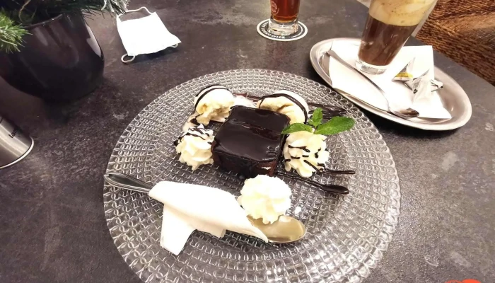 America Pod Vezi Brownie - Komenského Nám. 61