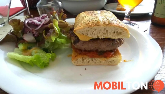 Amuse Bouche Restaurant -  Jidlo A Piti - V. Nejedlého 8