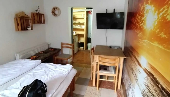 Apartments Sharka -    Sarka Justrova Nejnovejsi - Folknáře