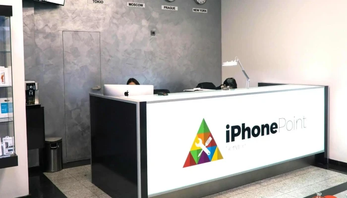 Apple Servis -    Iphone Point Revolucni Uvnitr - Praha 1