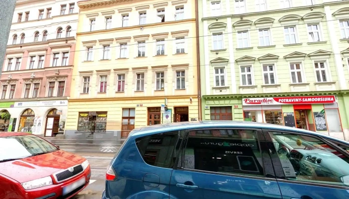 Applegurucz Street View A 360 - Praha 3-žižkov