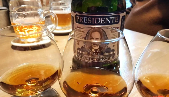 Arts Cafe Rum - Sokolská 483