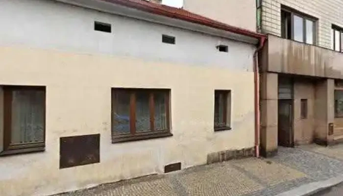 Asia Kim -  Street View A 360deg - Rožmitálská 38