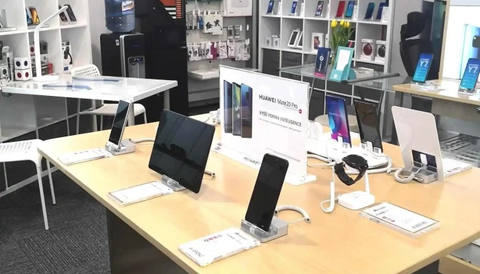 Atcmobile Prodej A Servis Mobilnich Telefonu Iphone Samsung Motorola Xiaomi Redmi A Dalsi Od Vlastnika - Ostrava-jih-hrabůvka