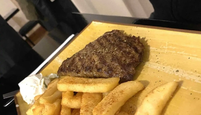 Athina -    Recka Restaurace Decin Dlouha Jizda - Dlouhá Jízda