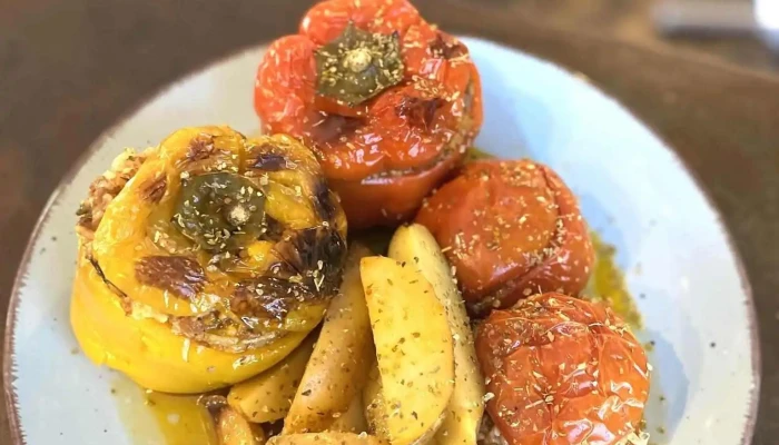 Athina -    Recka Restaurace Decin Jidlo A Piti - Dlouhá Jízda