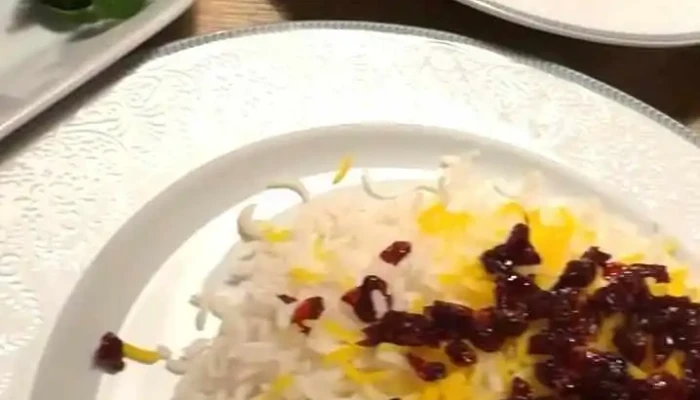 Aubergine Persian Restaurant -  Videa - Karlín