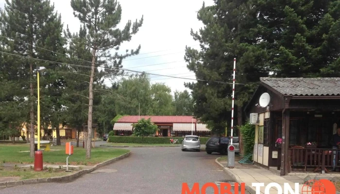 Autocamp Melnik Od Vlastnika - Klášterní 3906