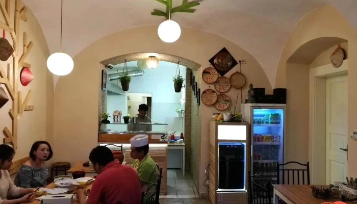 Banana Kitchen -  Vzhled A Atmosfera - Staré Město