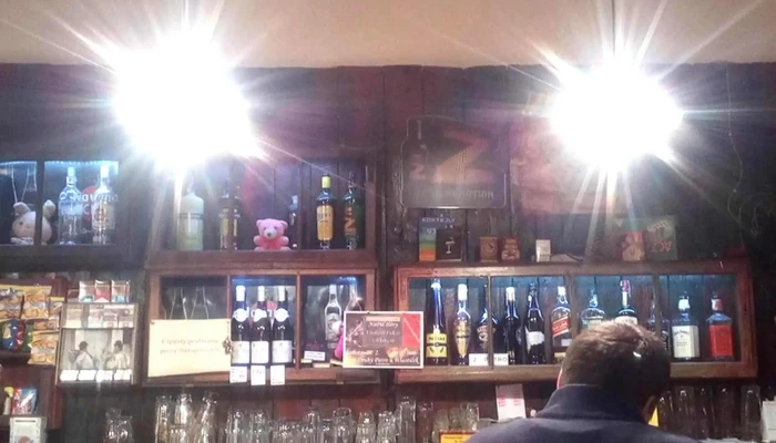Bar Druhy Patro Bar - Dr. Vacka 30