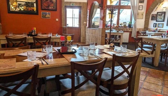 Barracuda -    Steak House Vzhled A Atmosfera - Dlouhá 1359