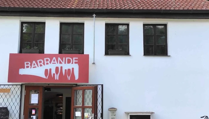 Barrande -  Webova Stranka - Nám. Joachima Barranda 16