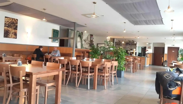 Bartolomejka Restaurace Vzhled A Atmosfera - Politických Vězňů 880