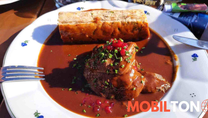 Bechneruv Statek Restaurace Nejnovejsi - Masarykovo Nám. 18