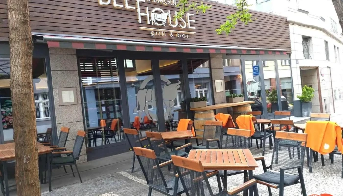 Beef House Grill Bar Vzhled A Atmosfera - Petrská Čtvrť
