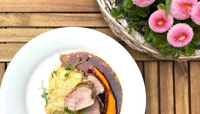 Bella Casa -  Jidlo A Piti - Masarykovo Nám. 245