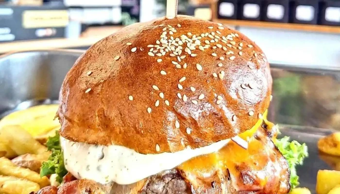Bens Burger Jidlo A Piti - Benátky Nad Jizerou I