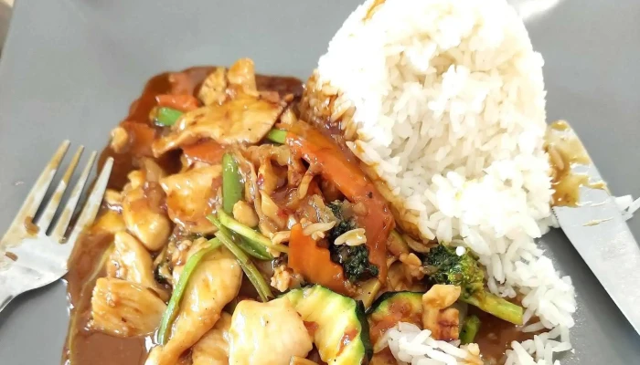 Bep Vietnamesethai Bistro Asijska Restaurace - Sokolovská 3317