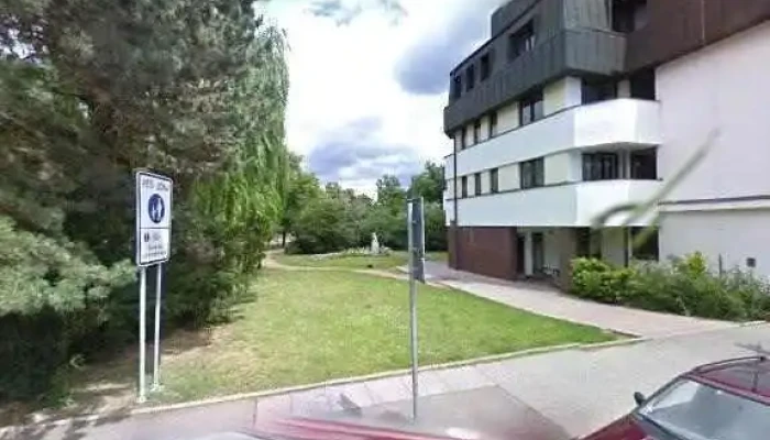 Bistro -    Gyros   Pizza   Ice Cream Street View A 360deg - Czech Republic